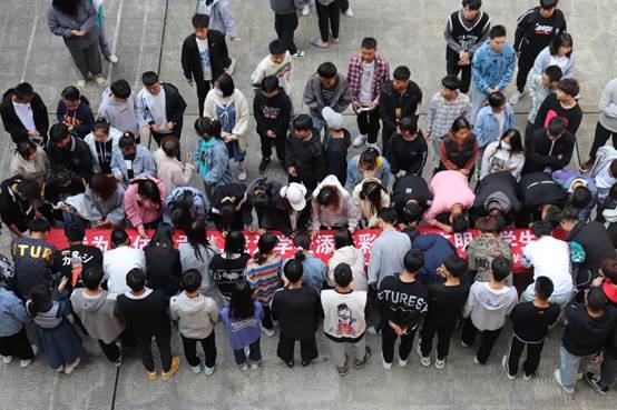 说明: http://rgzn.xyu.edu.cn/__local/5/87/8D/F9D6FFFBE62536407AC8717667C_2895EB8D_78504.jpg